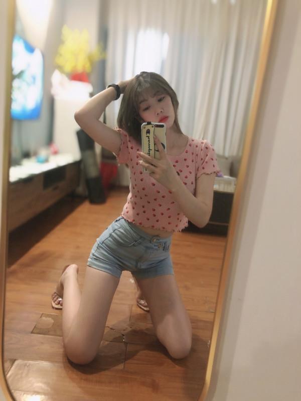 170长腿小姐姐 第2张