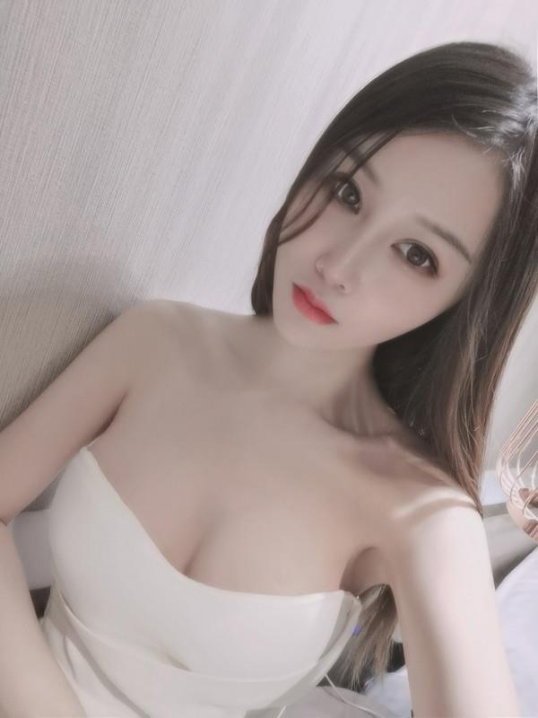胸大高挑兼职小妹纸 第3张