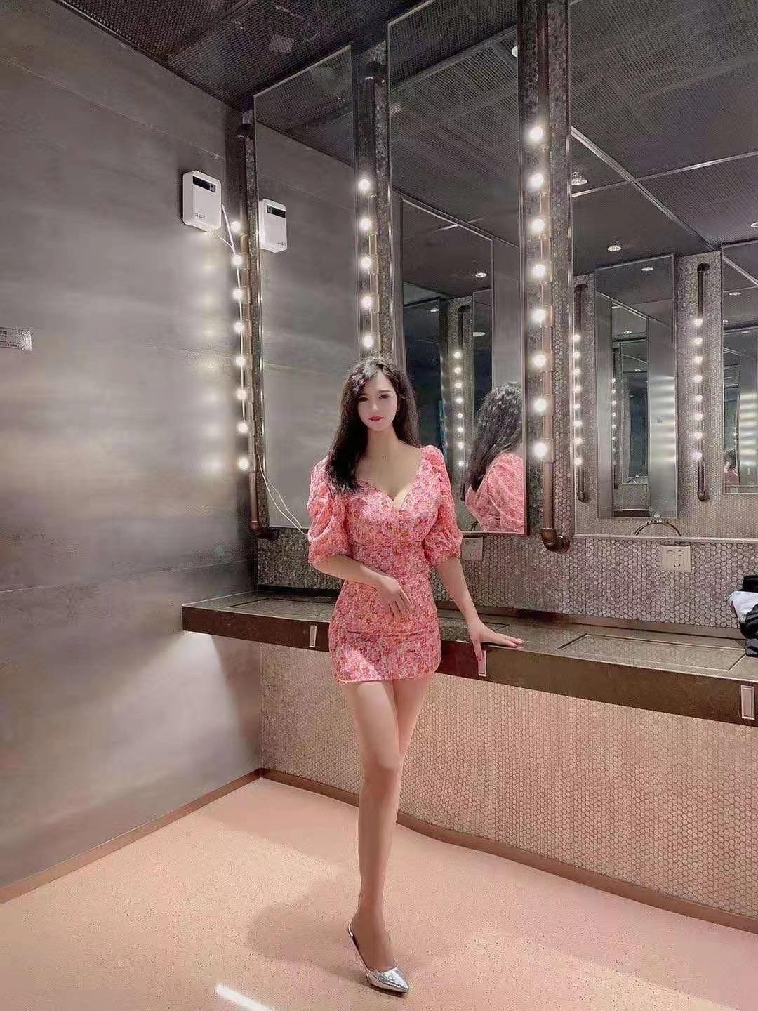 24岁巨乳 第2张