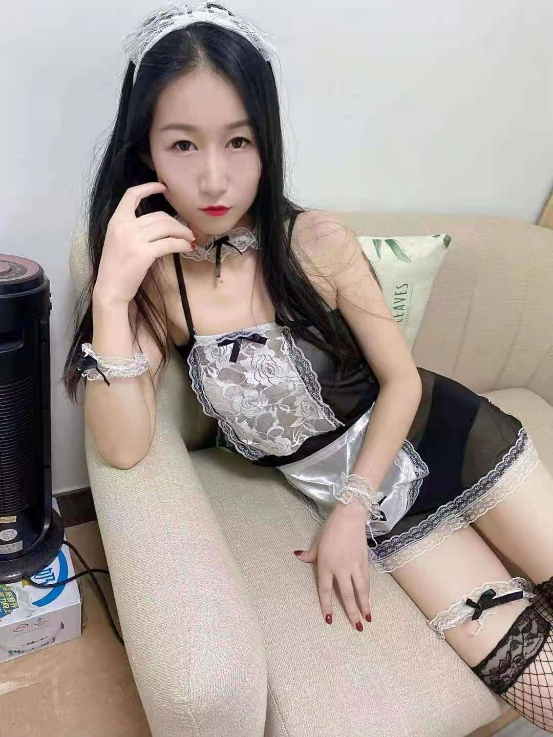 小家碧玉七月 第1张