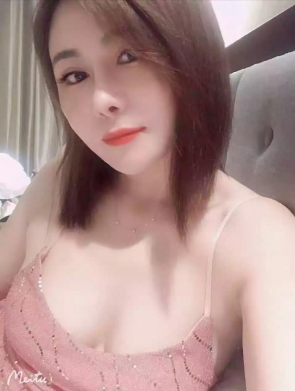 常熟市区大胸熟女 第1张