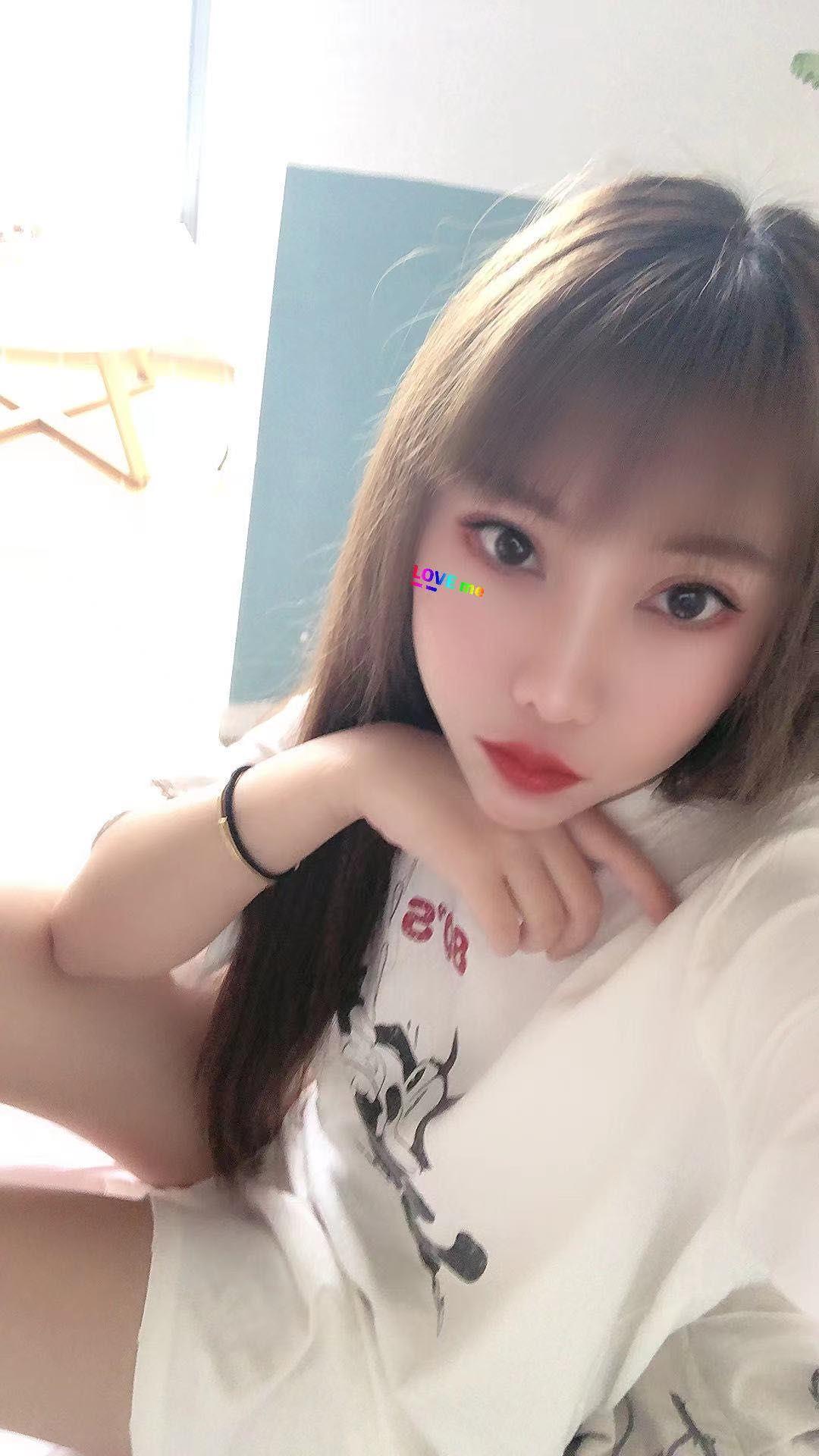 草场坡嫩妹 第1张
