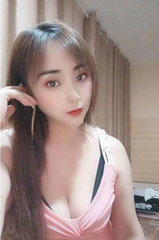 大波妞蓉蓉 第1张
