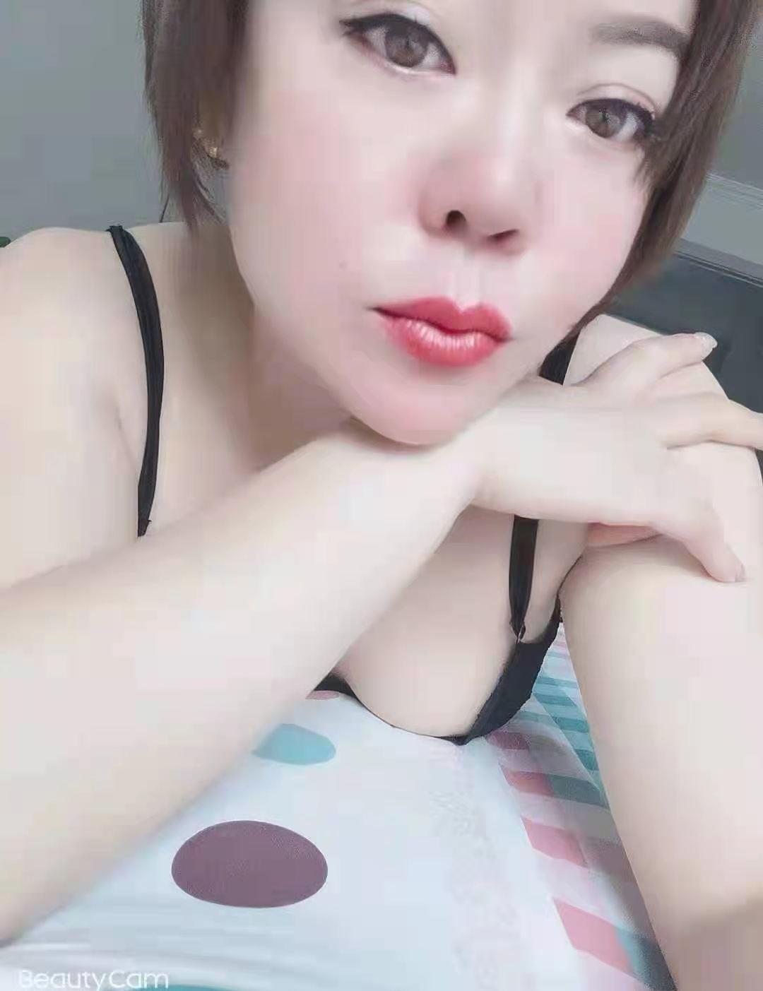 微胖美女，兼职 第2张