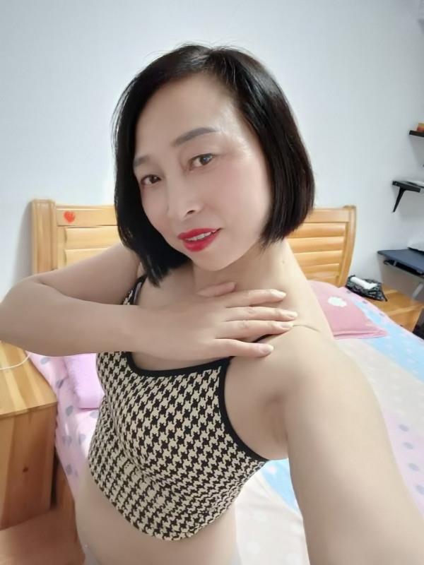 熟女骚货 第1张