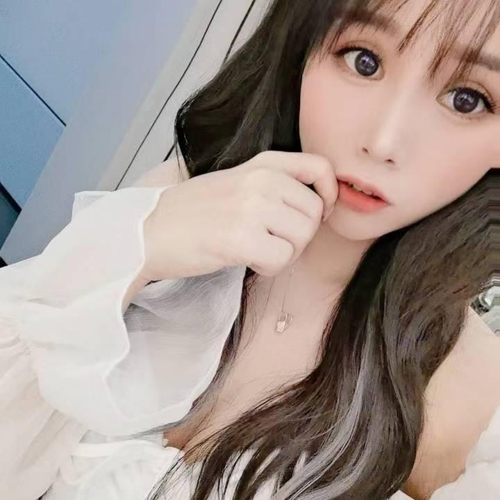女王希儿 第1张