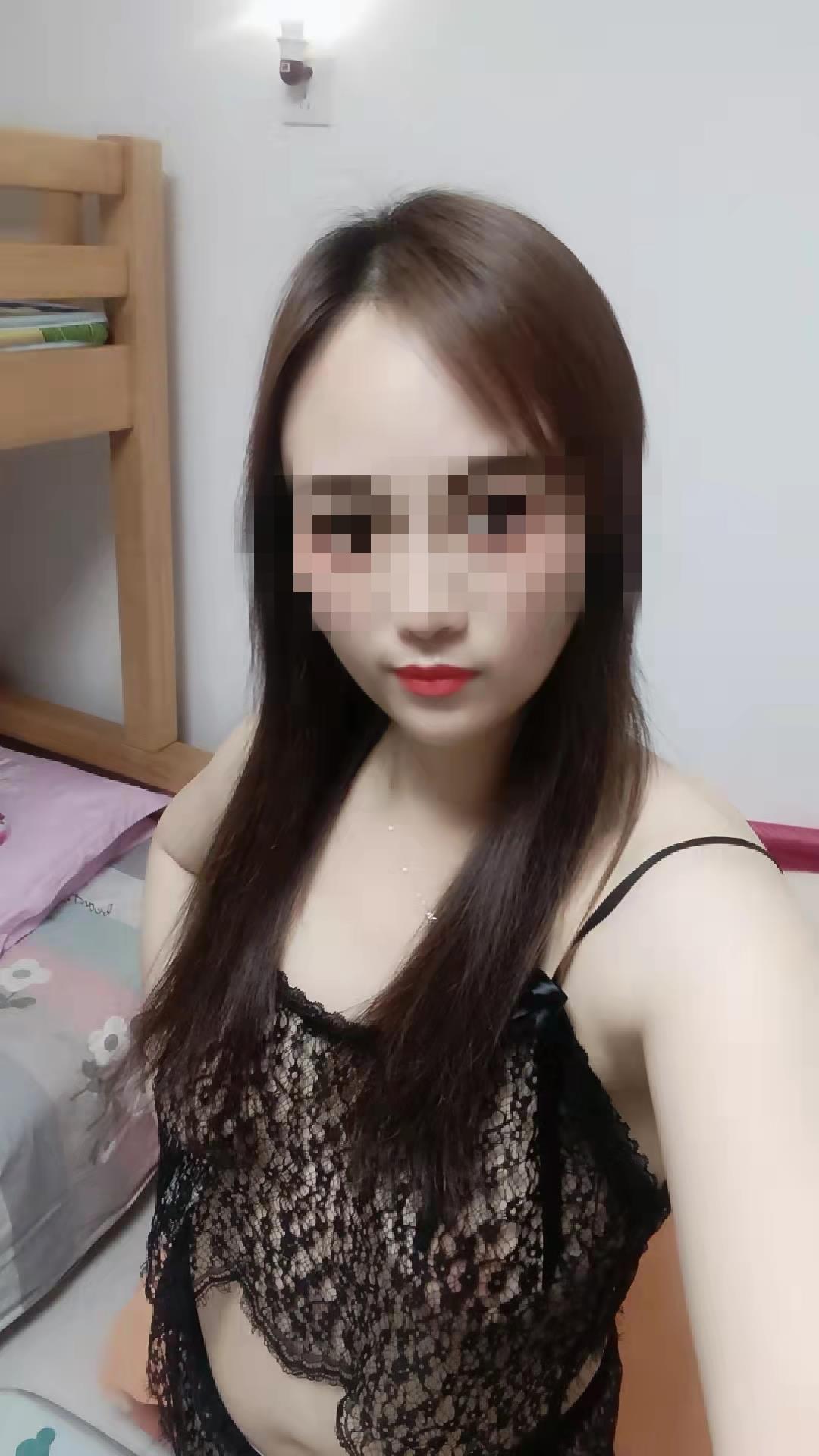 安宁十里店兼职少妇 第1张