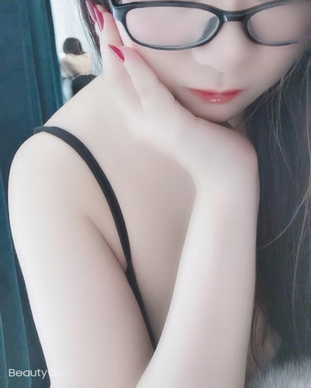 南开鼓楼骚气D罩杯少妇 第2张