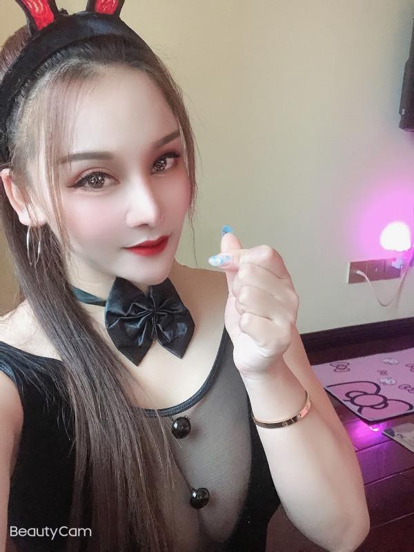 混血角色扮演女仆 第3张