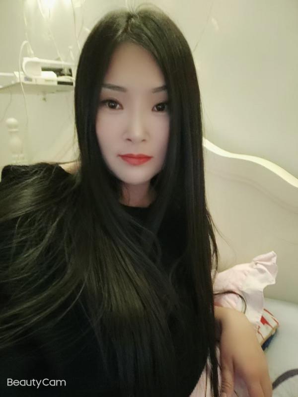 慧园街肥妹小姐姐 第1张