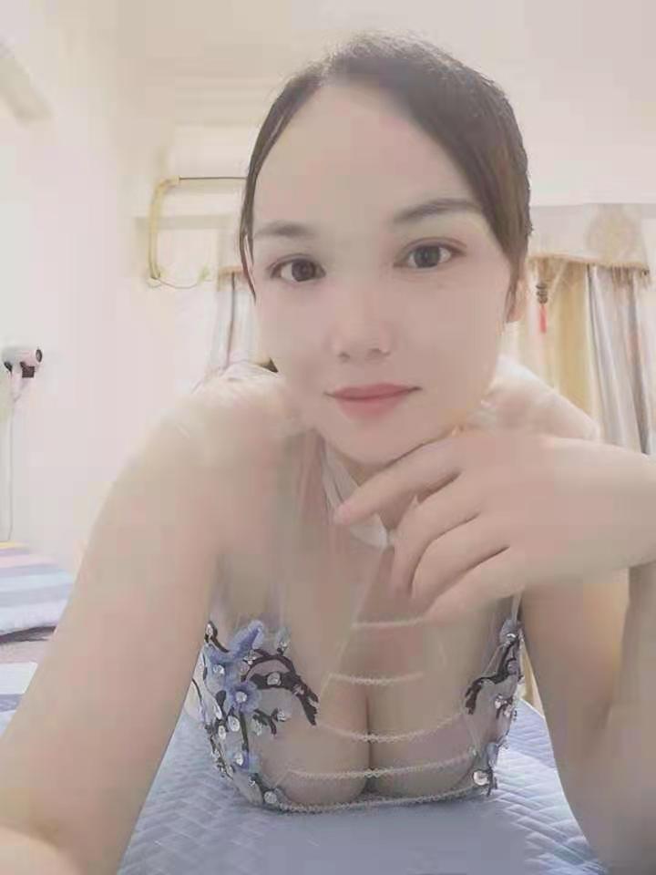 宝安波霸默默 第1张