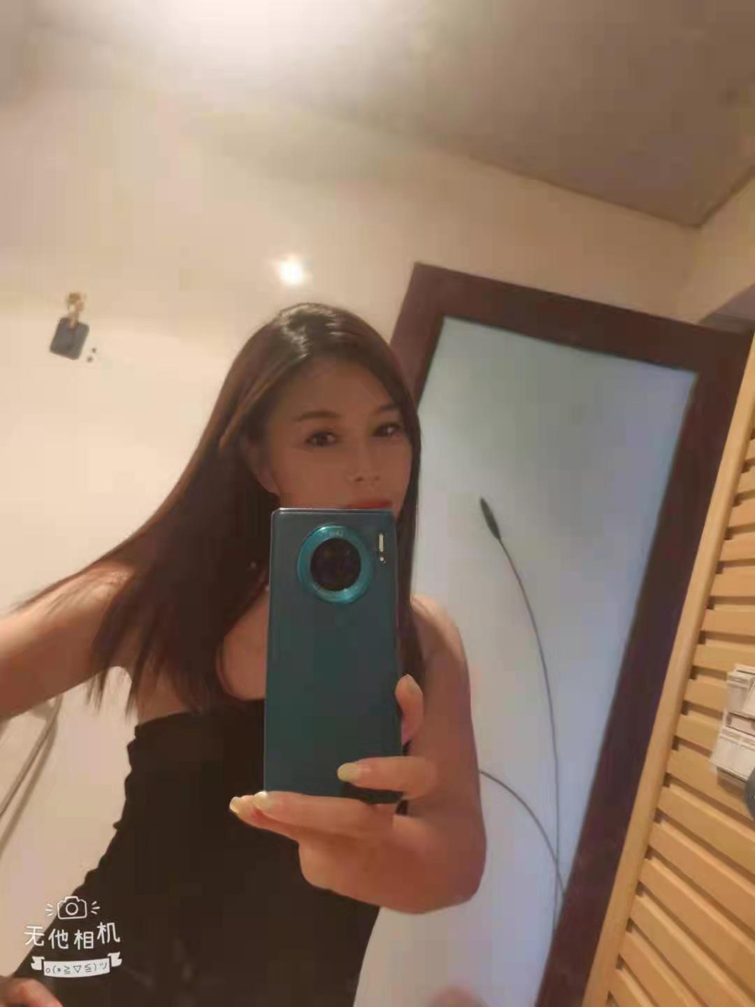 西安环城北路附近美熟女 第2张