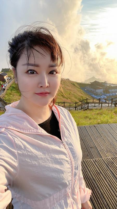 兼职大波少妇 第1张