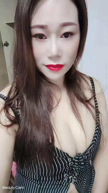 丰满熟女服务到位 第1张
