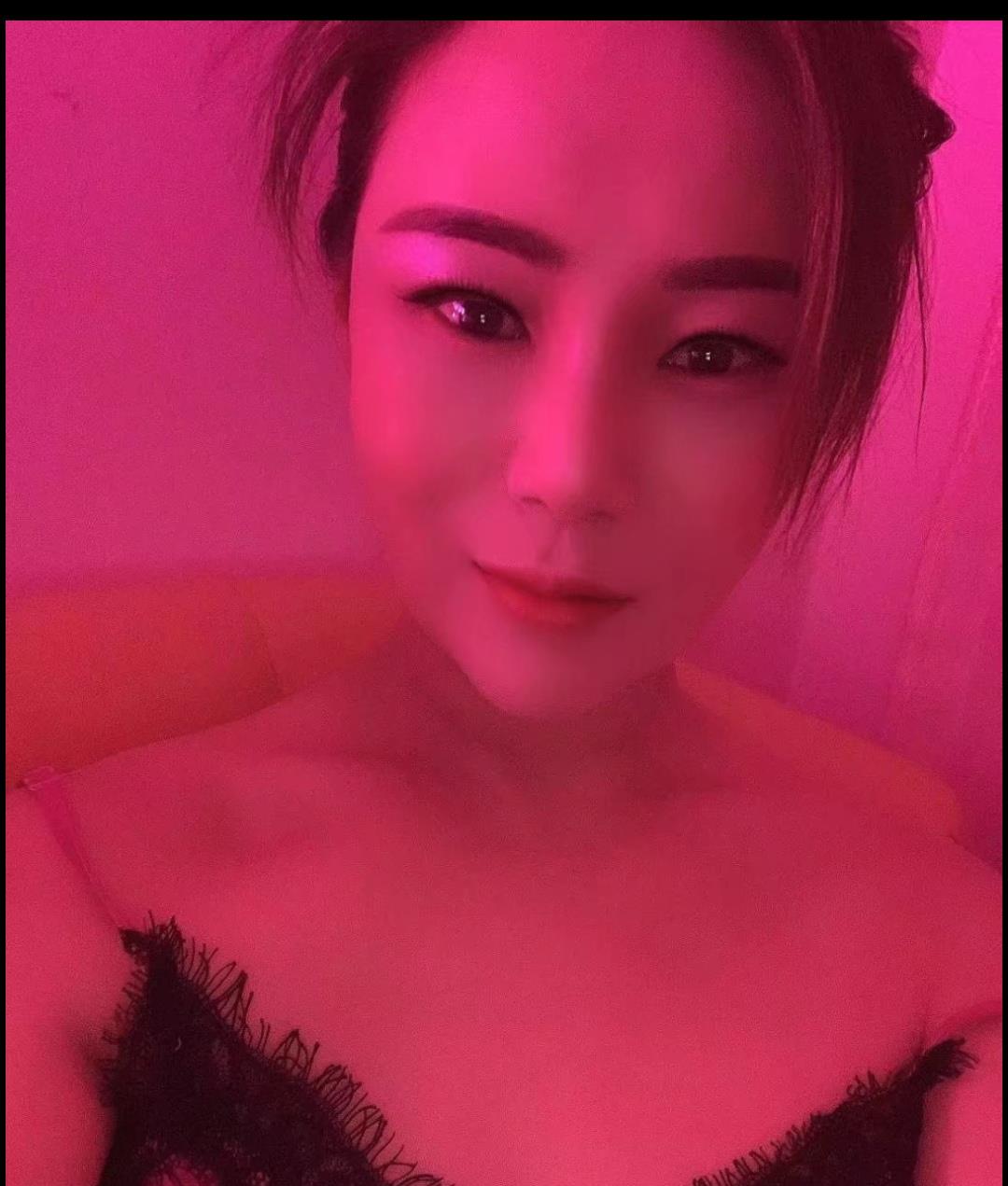 普陀河南妖娆少妇 第1张