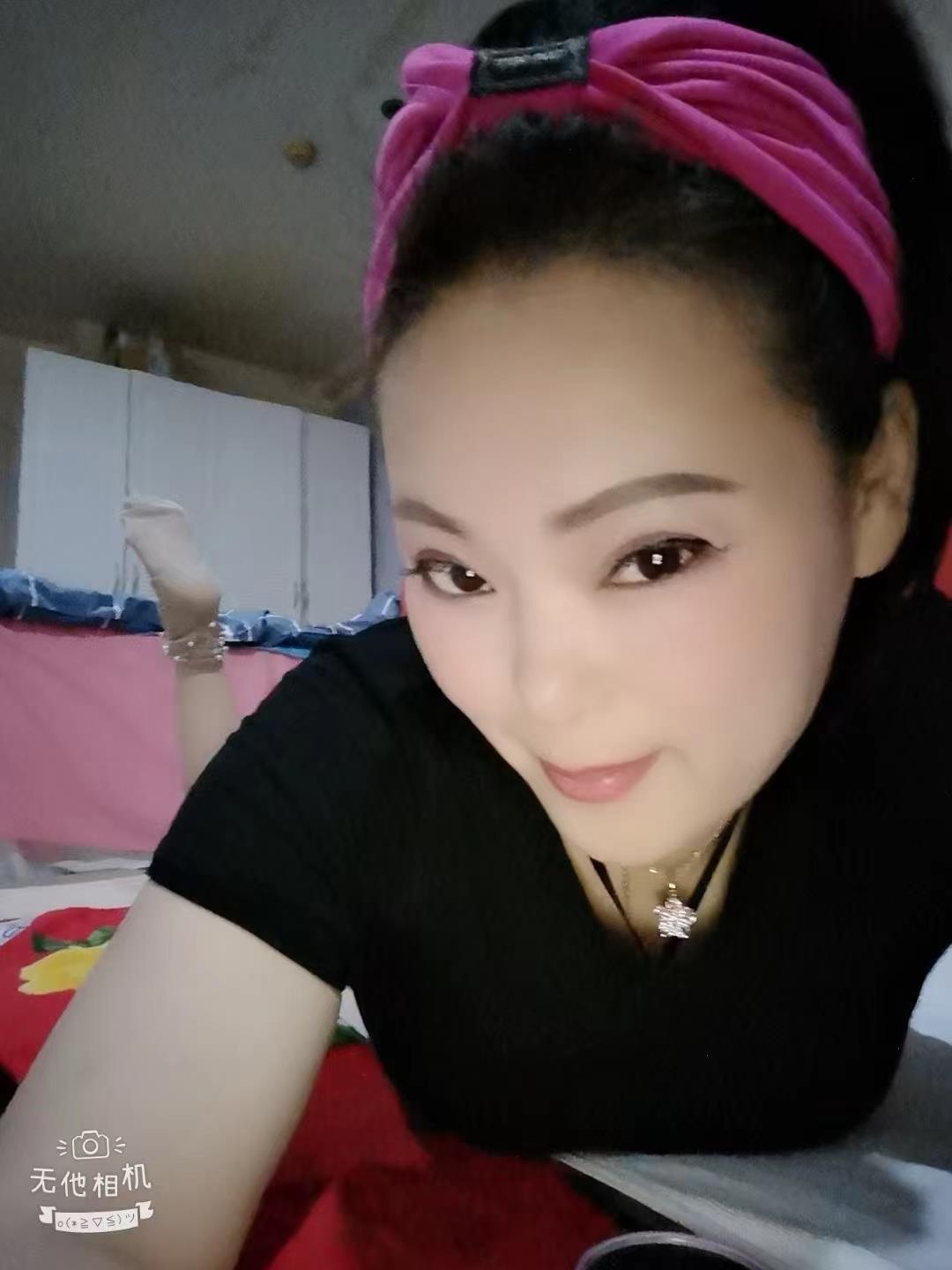 金牛良家少妇 第1张