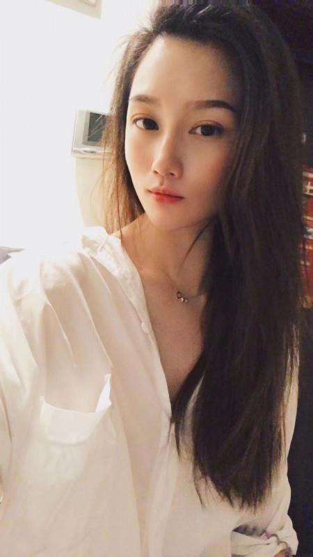 颜值fw系美女泡沫 第1张