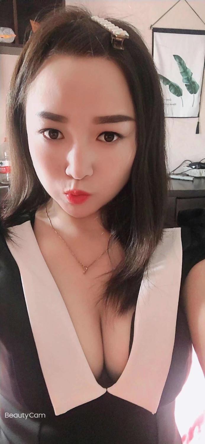 服务型大波骚妇 第1张