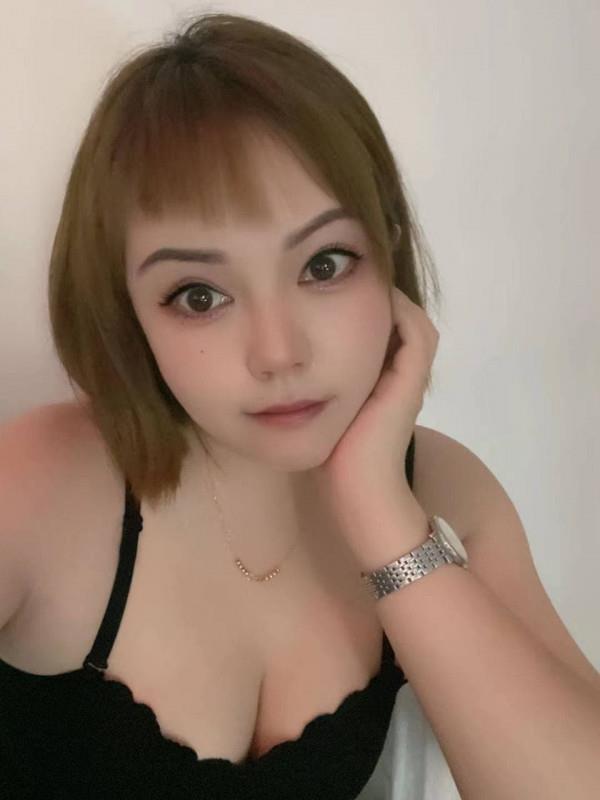 静安丰满大胸姐姐 第2张
