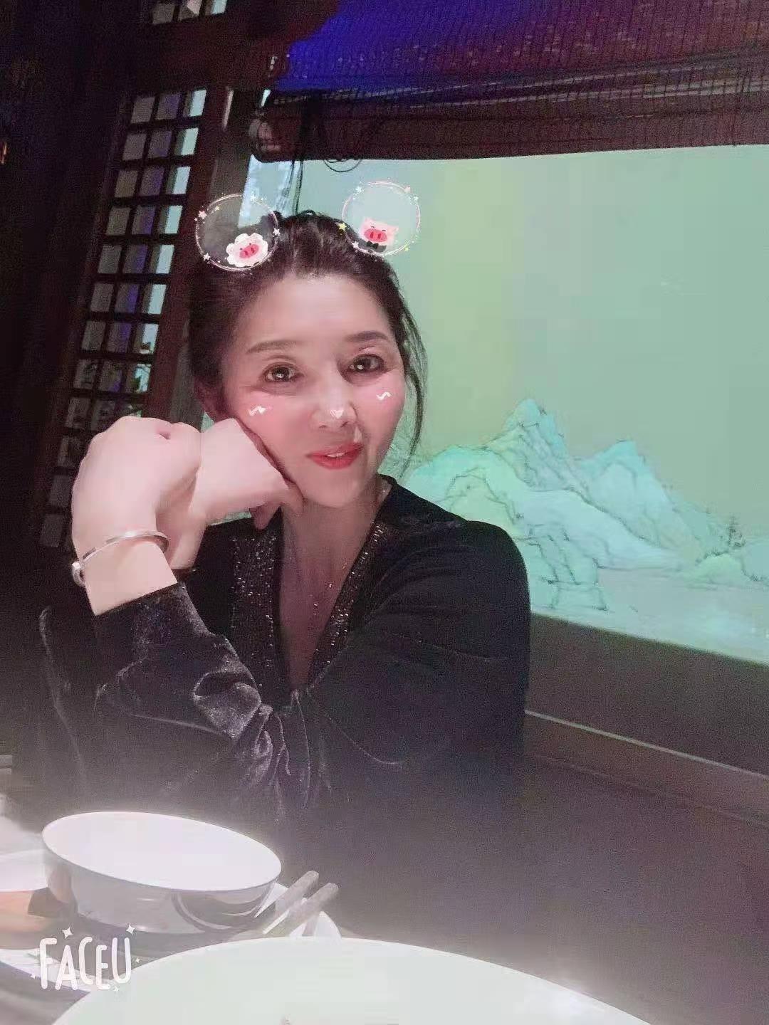 美丽温柔的东北大姐 第2张