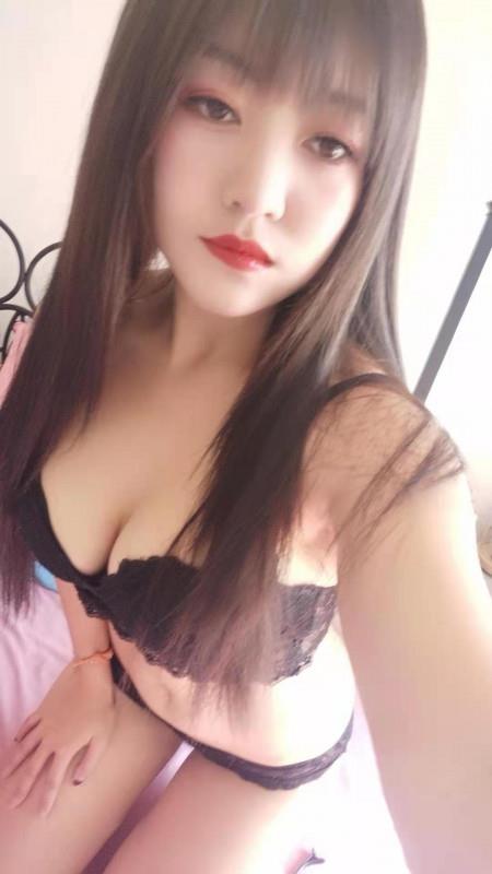 西山区少数民族妹子 第1张