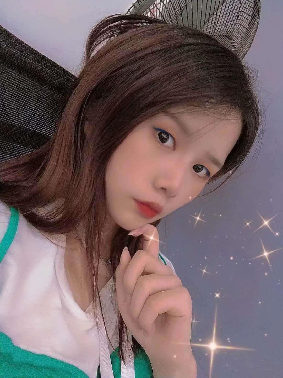 龙华小邻家落花 第1张