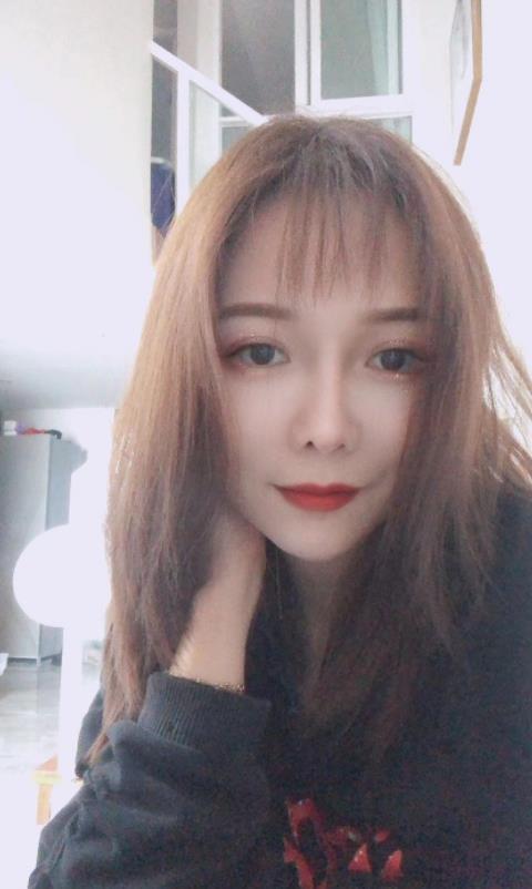 红山妹子徐新雨 第1张