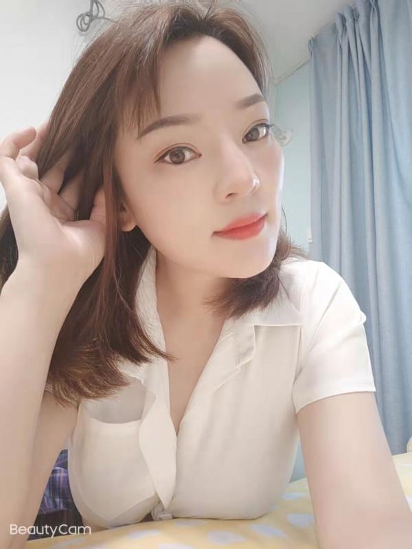 知性温柔成都大妞 第1张