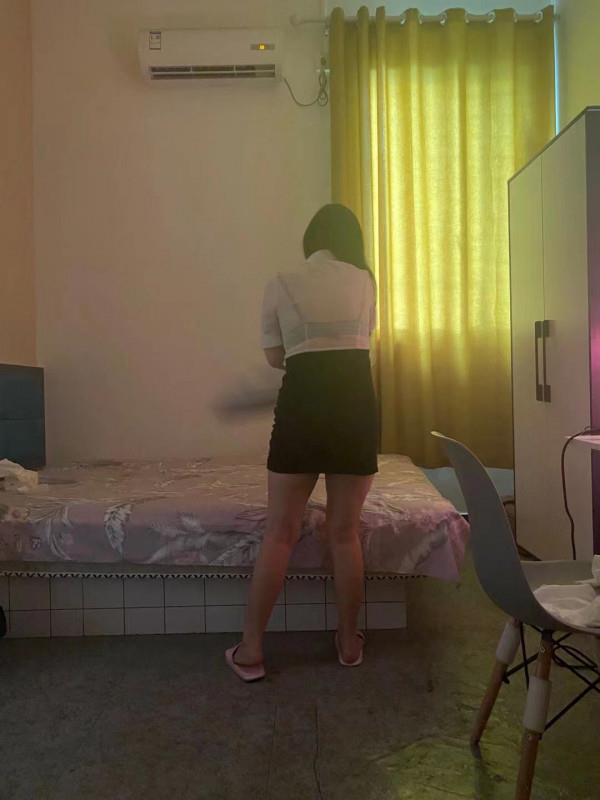 广州番禺东北少妇 第2张