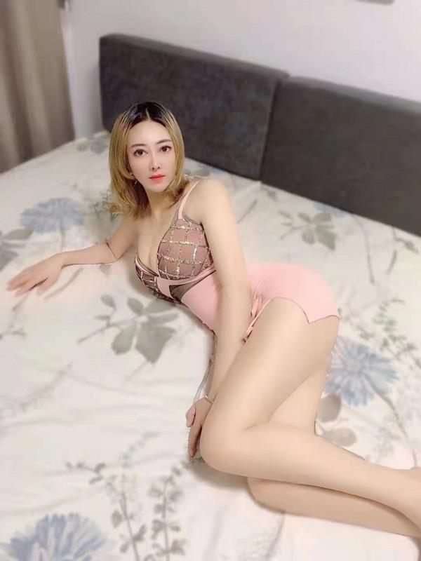 性感骚女 第3张