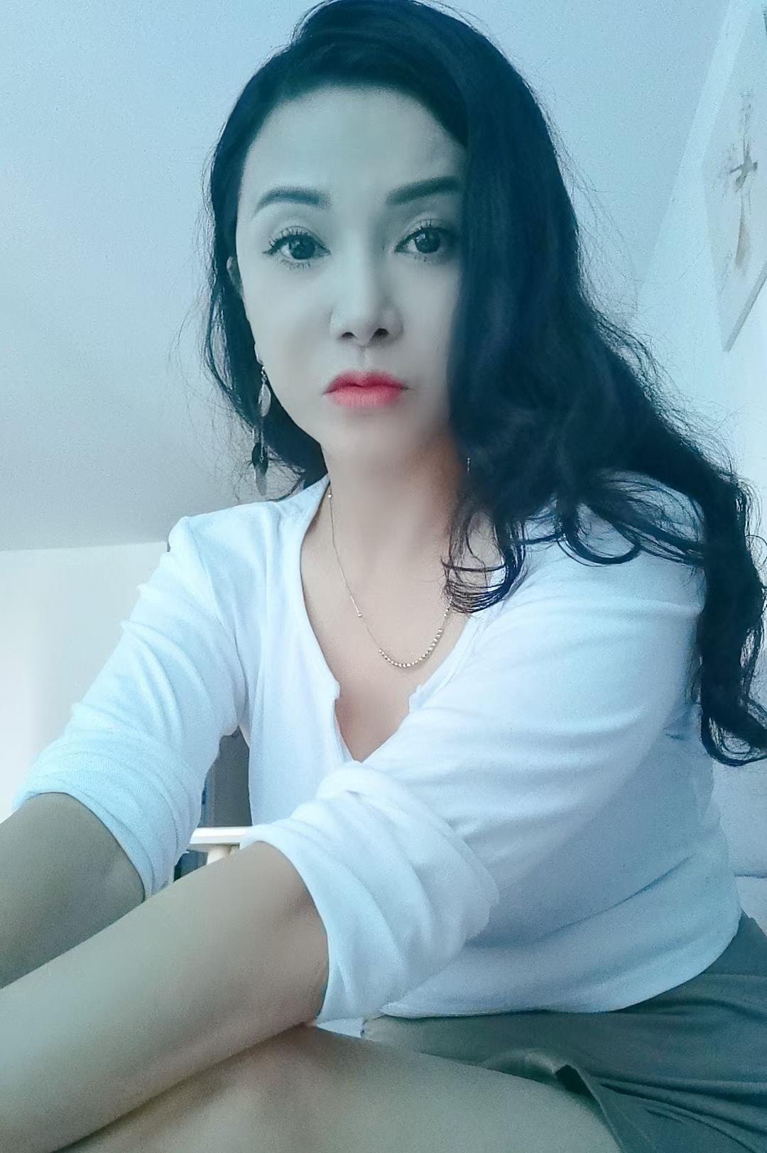 南海性感少妇 第1张