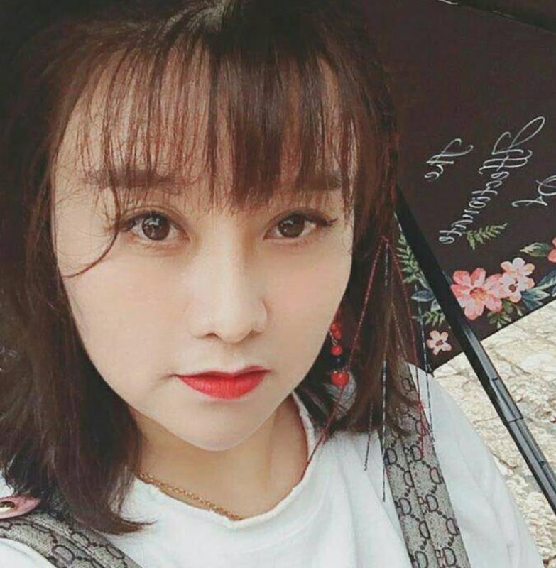 一个认真的小活妹子 第1张