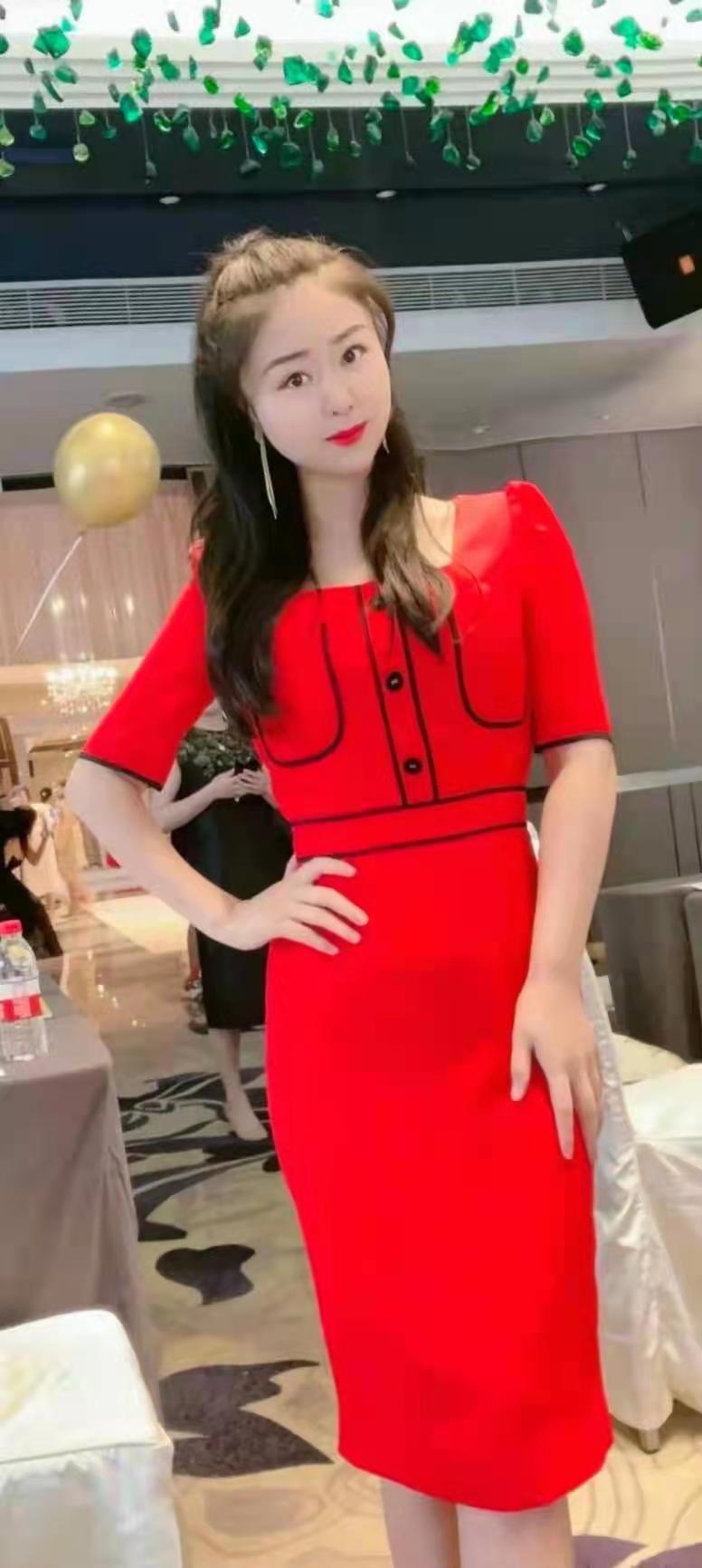 龙岗娇小的妖妖 第1张
