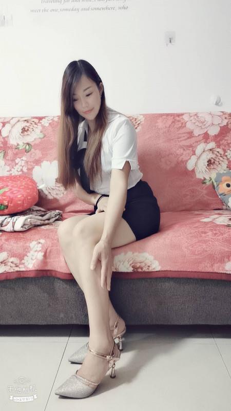 普陀区身材微胖的熟女莉莉 第2张