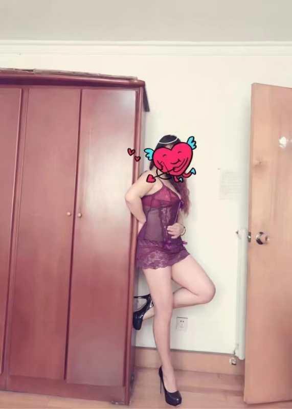青岛大奶熟女少妇 第1张