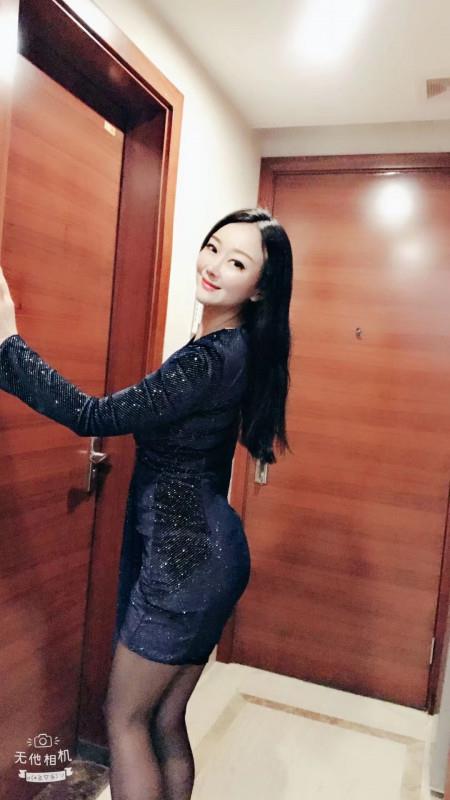 北京路高挑美女 第3张