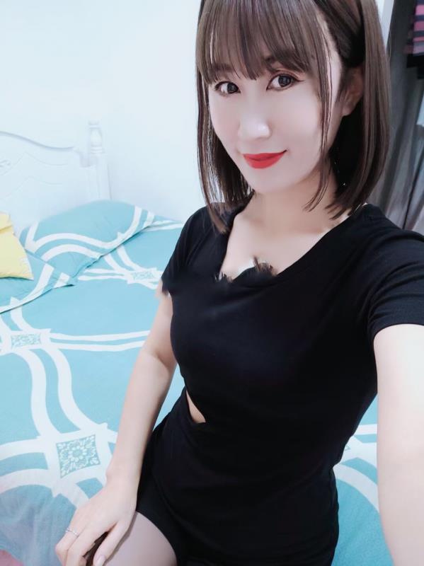 秦淮区妹子 第2张