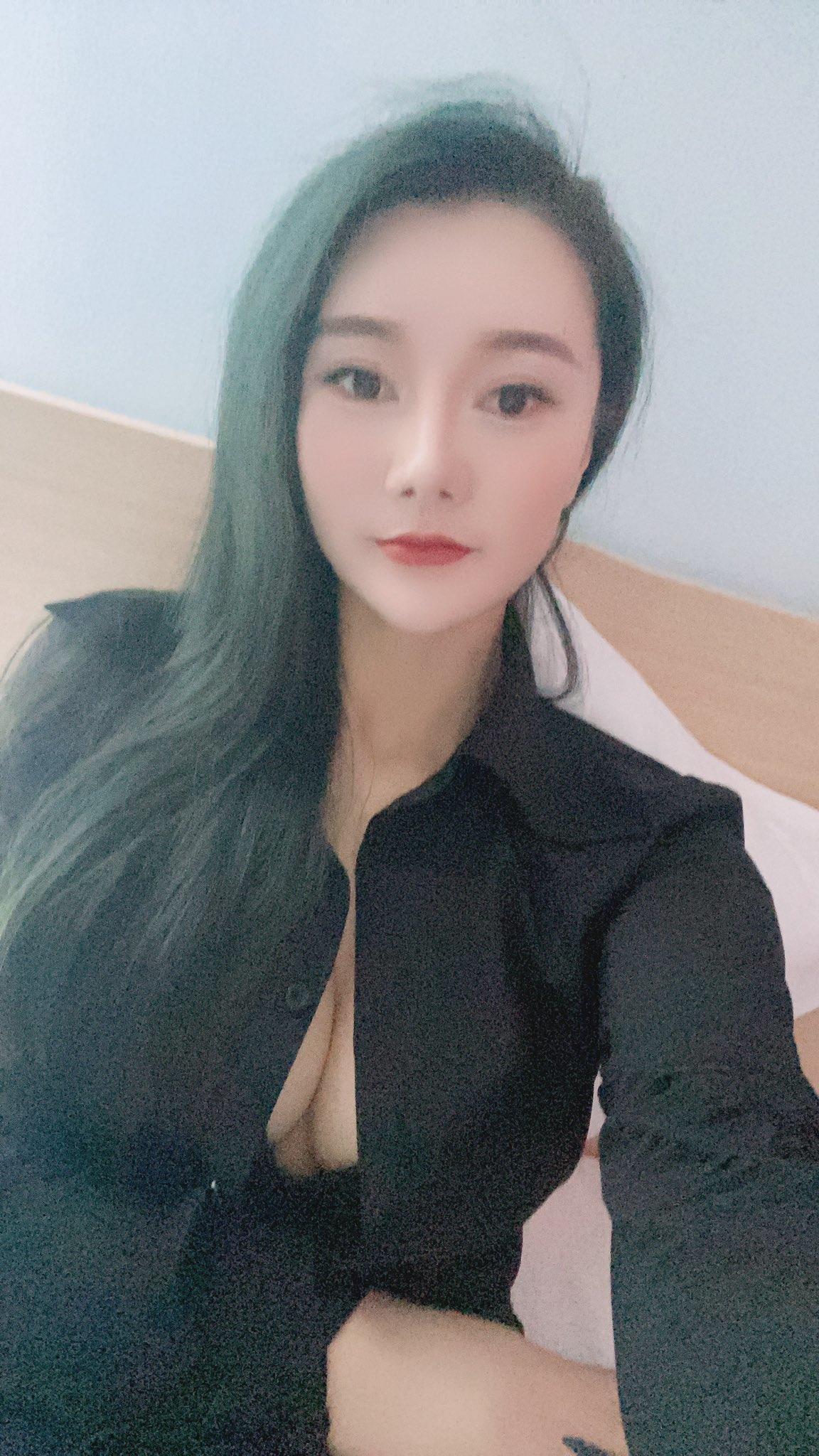 宝安巨乳嫩妹 第1张