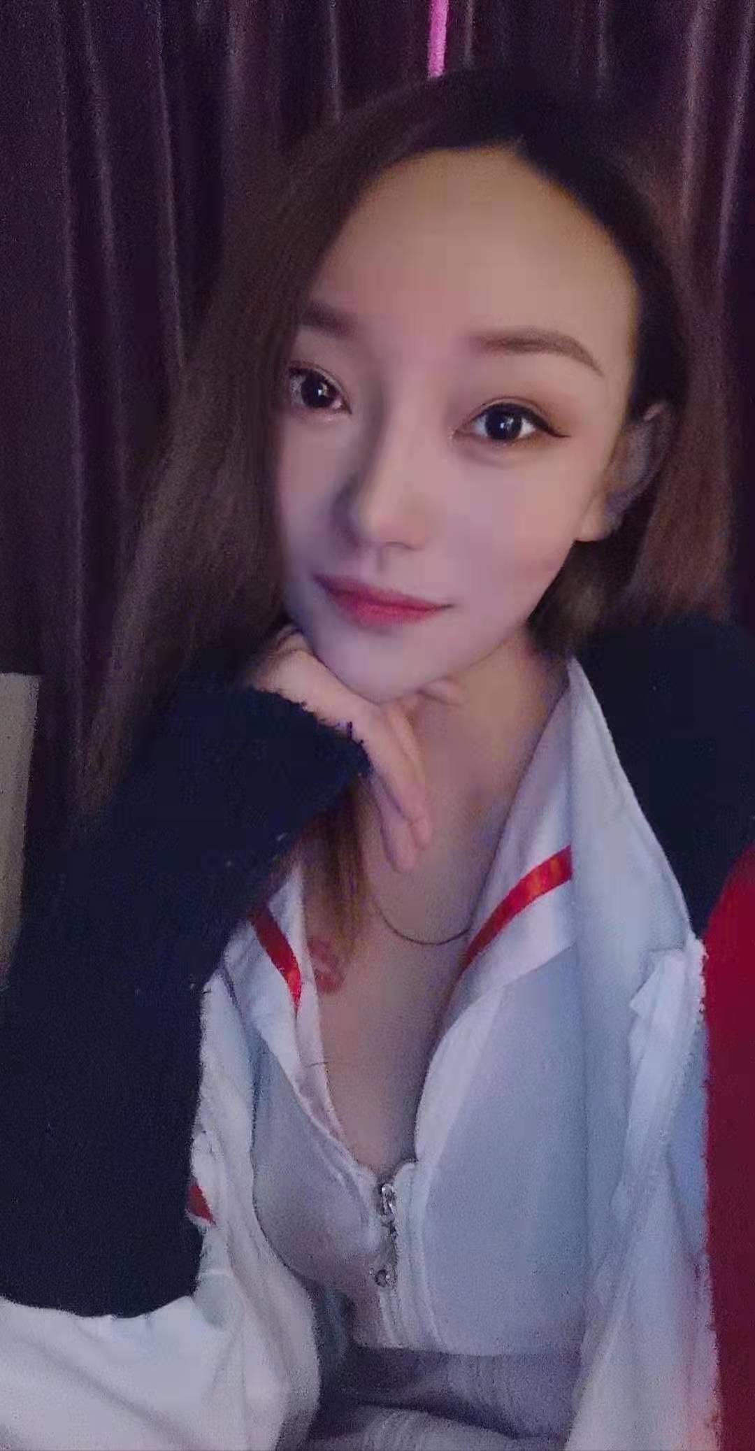 徐东新人妹妹 第2张