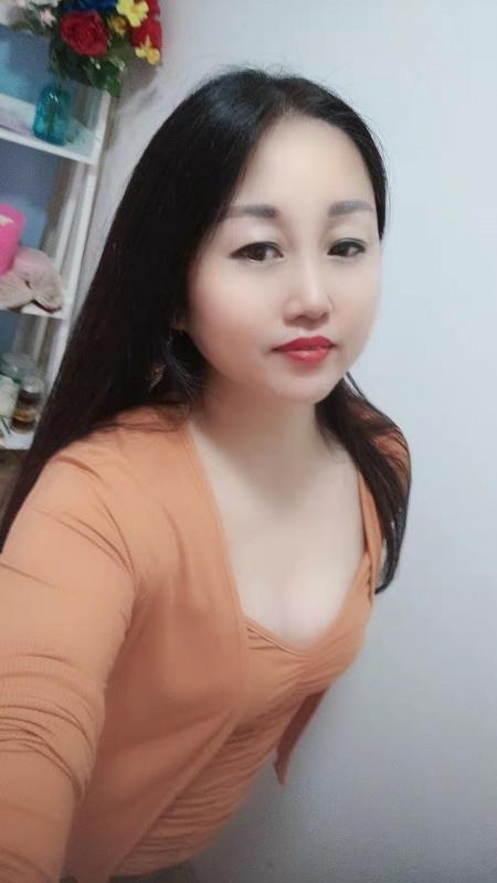 龙岗大奶骚少妇 第3张