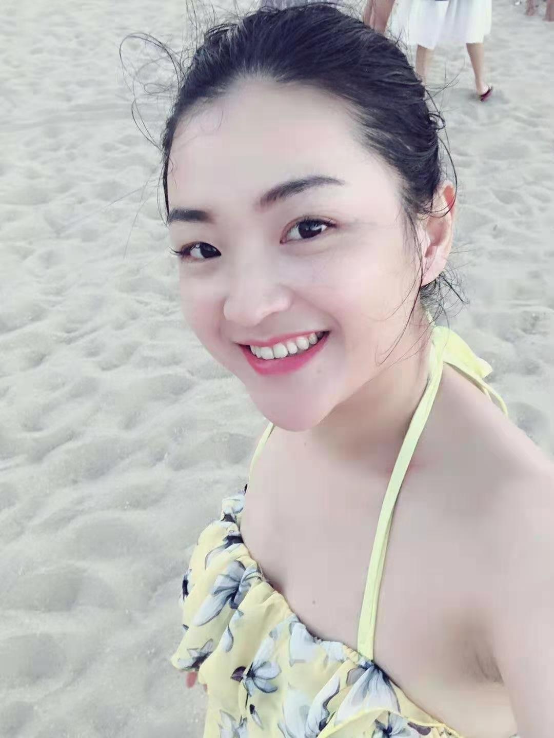 小曼雅雅的朋友主打FW的普陀果果 第1张