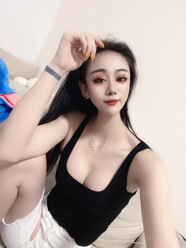 身材气质完美的美女 第1张