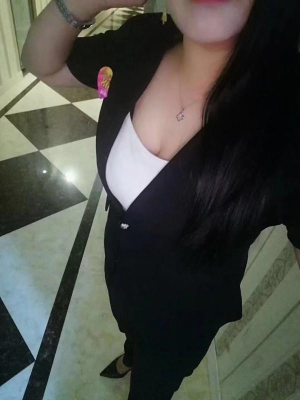 喜欢熟女的可以去泄火 第1张