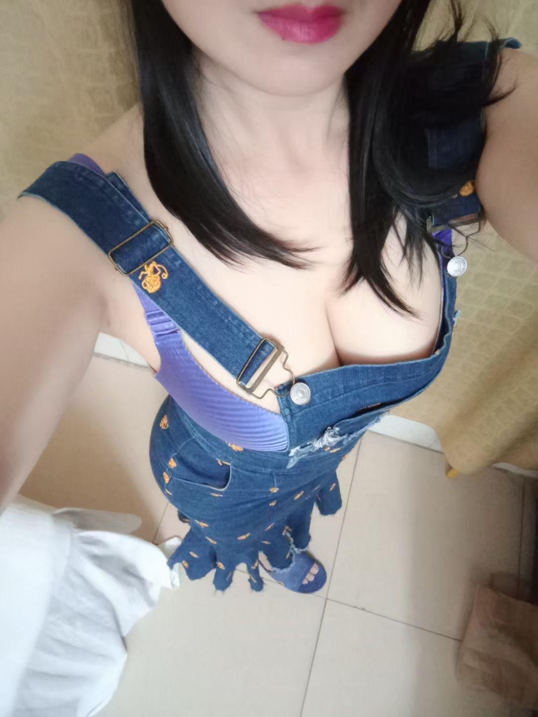 大白兔熟女兼职 第2张