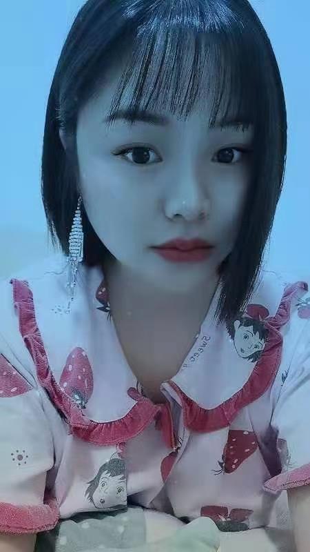 微胖的小护士 第1张