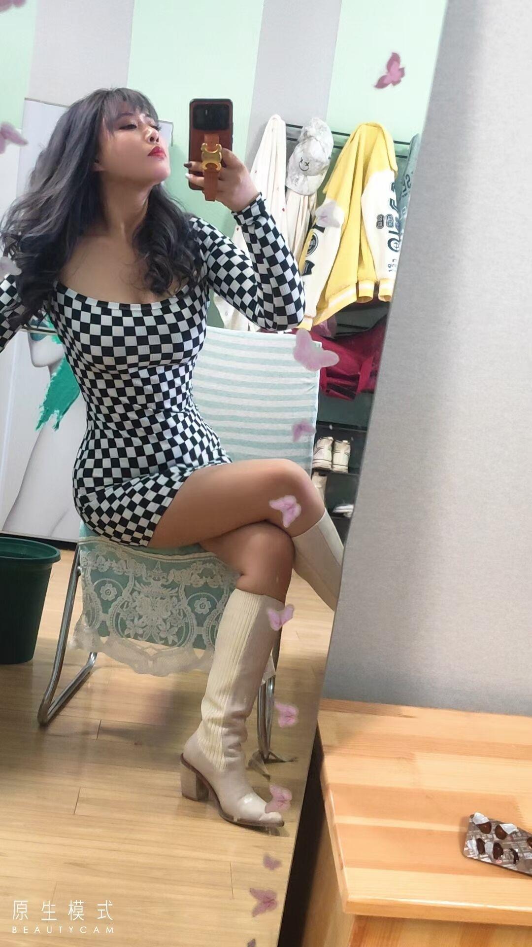 浦口D杯大奶子妹子单做全套 第1张