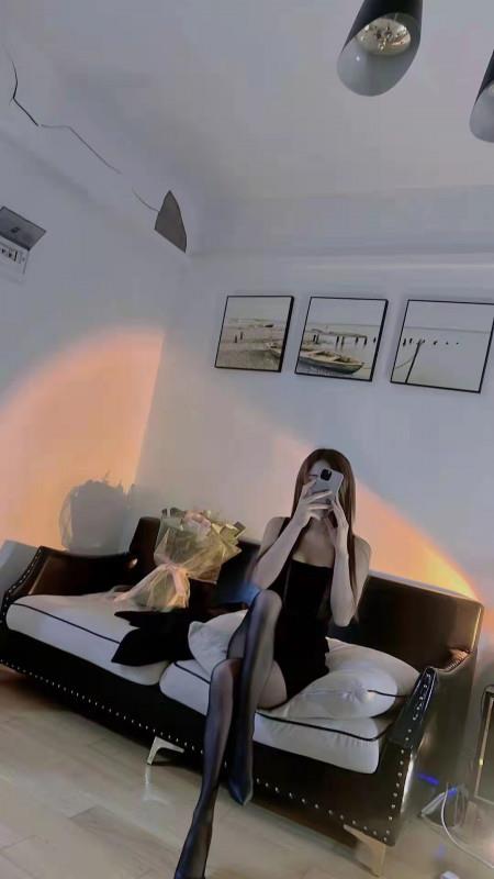 天河黑丝夕夕 第2张