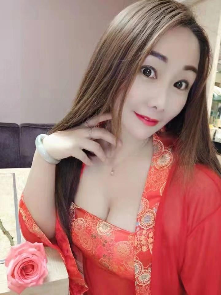 滨江大奶少妇 第3张