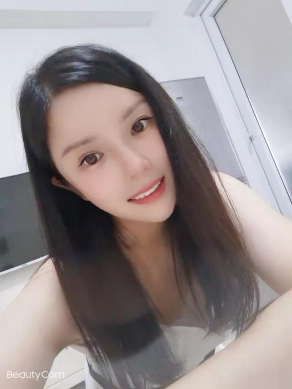 南山美腿小姐姐珊珊 第1张