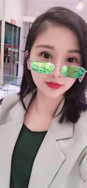 宝安坪洲杰妮 第2张